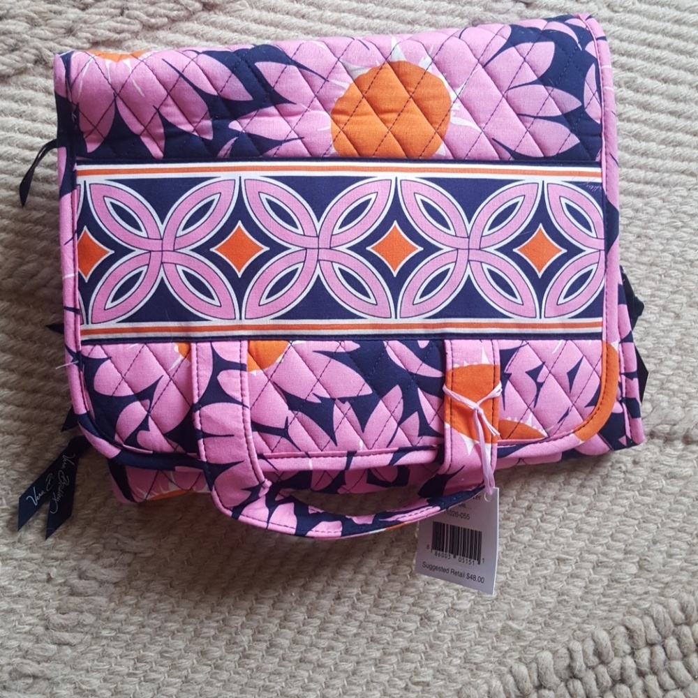 New with tag vera bradley cosmetic case